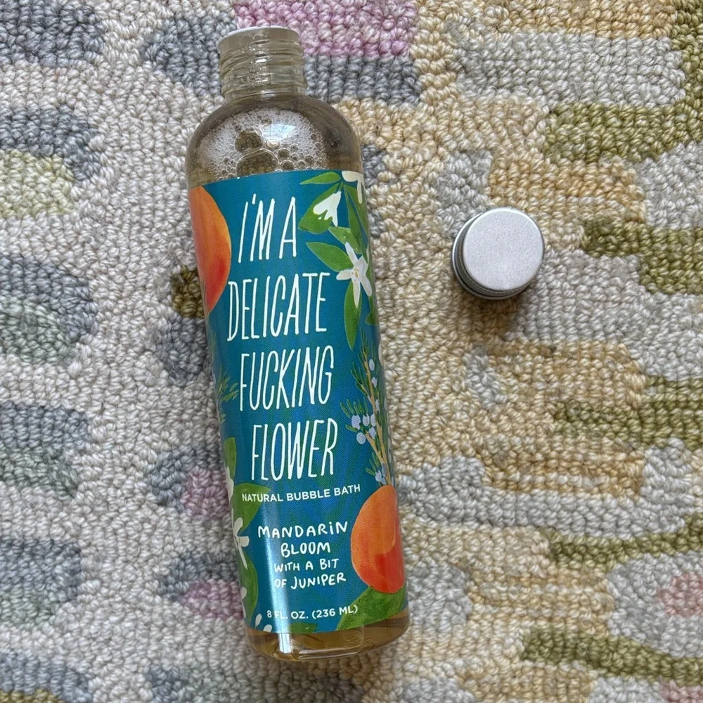 🍦HOST PICK🍦Blue Q I’m a Delicate F’ing Flower Bubble Bath Mandarin Bloom NWT